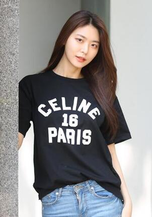 셀린느 루즈 16 로고 여성 티셔츠 2X16B671Q(BK)